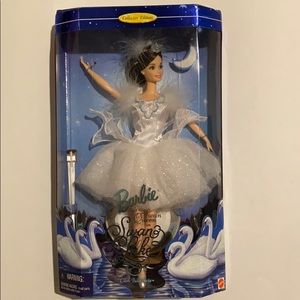 Vintage BARBIE Queen Swan Lake Collectors Edition